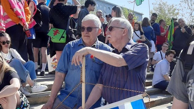 1. Mai 2015 Maikundgebung vor dem Karl Marx Monument