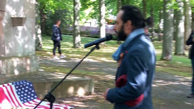 8. Mai 2015 - Ehrung der gefallenen Sowjetsoldaten auf dem Friedhof Richterweg-Rede von Enrico Hillbert