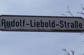 Rudolf Liebold - Straßenschild in Chemnitz Rudolf Liebold - Straßenschild in Chemnitz
